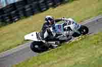 anglesey-no-limits-trackday;anglesey-photographs;anglesey-trackday-photographs;enduro-digital-images;event-digital-images;eventdigitalimages;no-limits-trackdays;peter-wileman-photography;racing-digital-images;trac-mon;trackday-digital-images;trackday-photos;ty-croes
